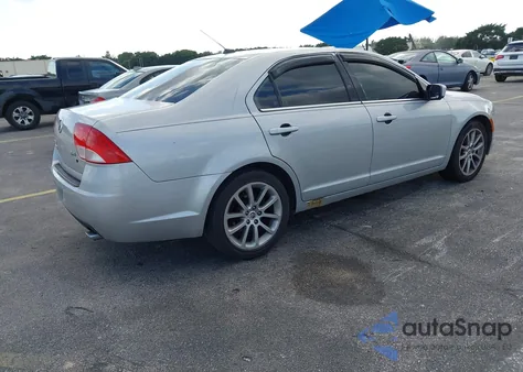 2010 Mercury Milan Premier z USA, uszkodzony, nr VIN 3MEHM0JG9AR660363